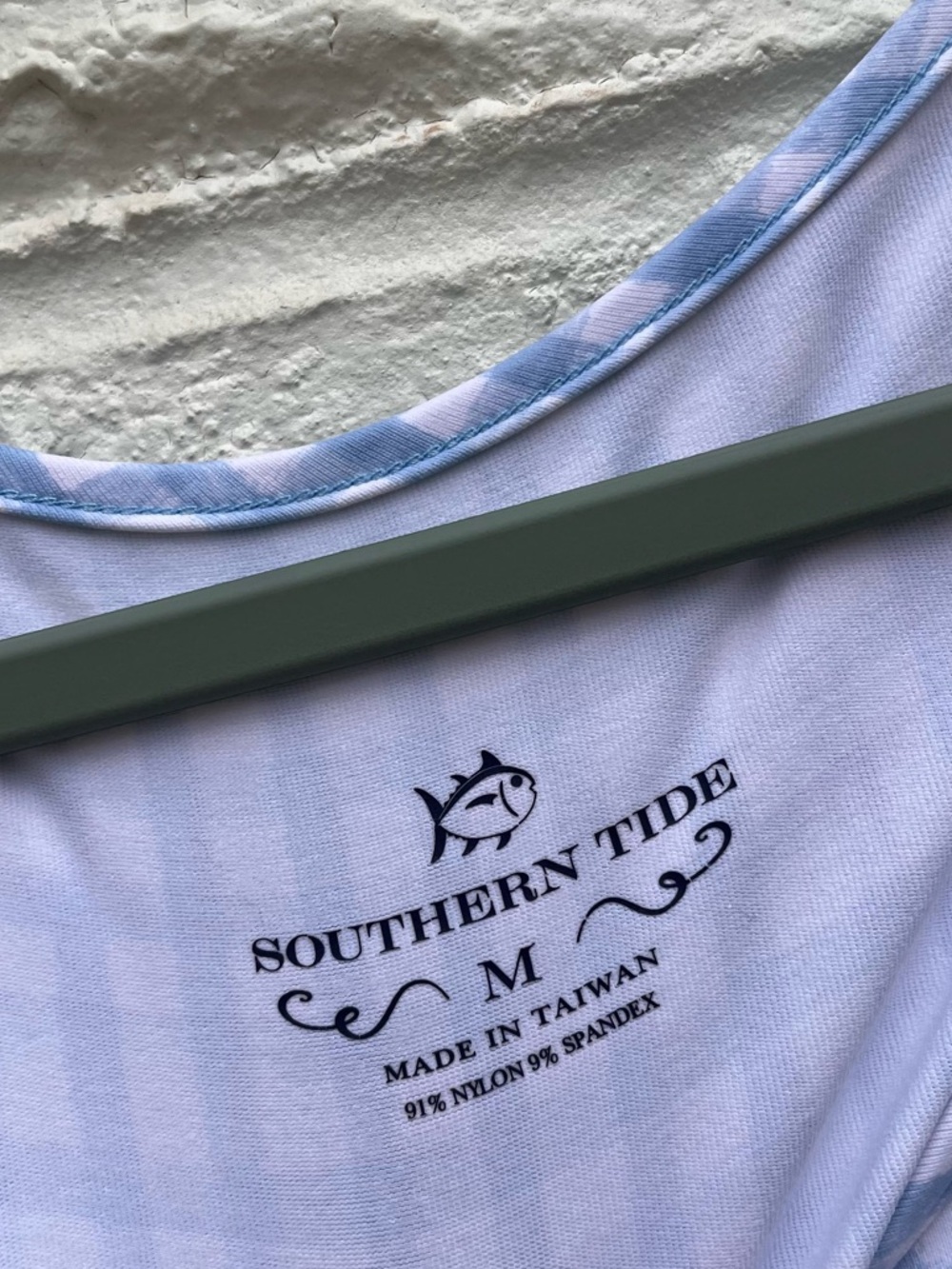 Southern Tide Kinsley Performance Dress Medium Ruched  Sides Gingham - Picture 4 of 8